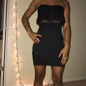 strapless black dress